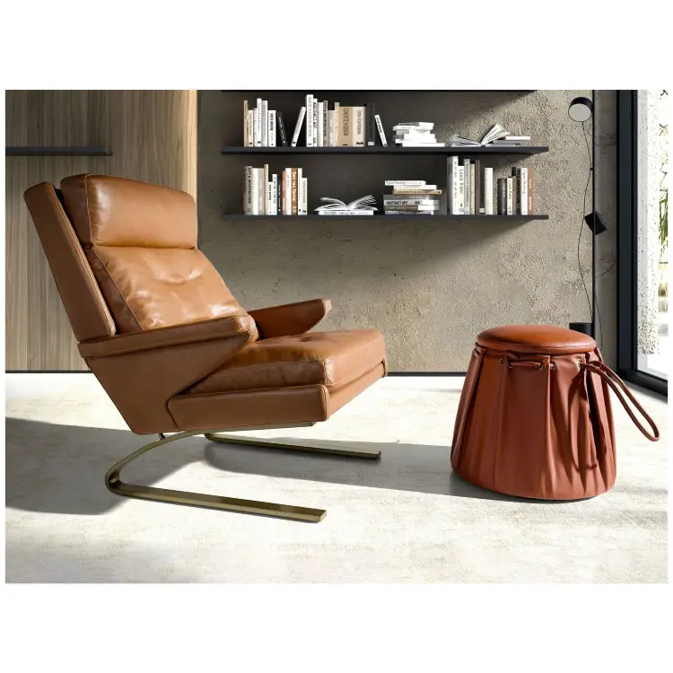 Кресло из кожи цвета Camel 5157