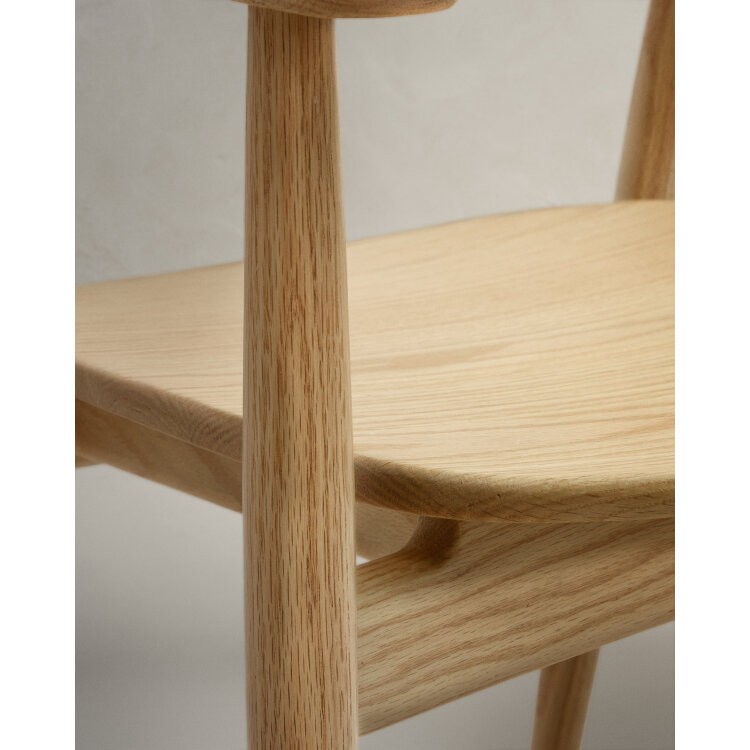 Стул Fondes из массива дуба с натуральной отделкой FSC Mix Credit