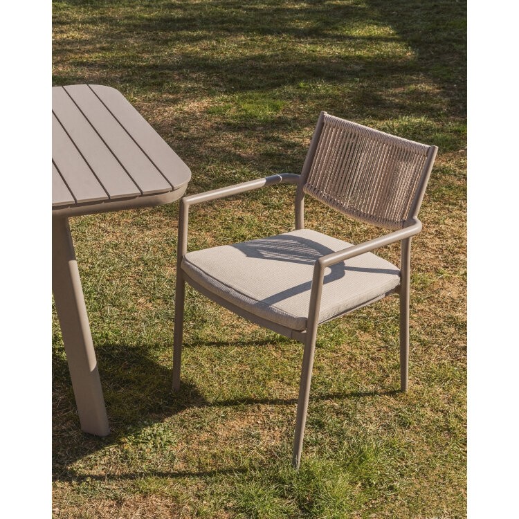 Уличный стул Argasi из алюминия цвета экрю и веревки