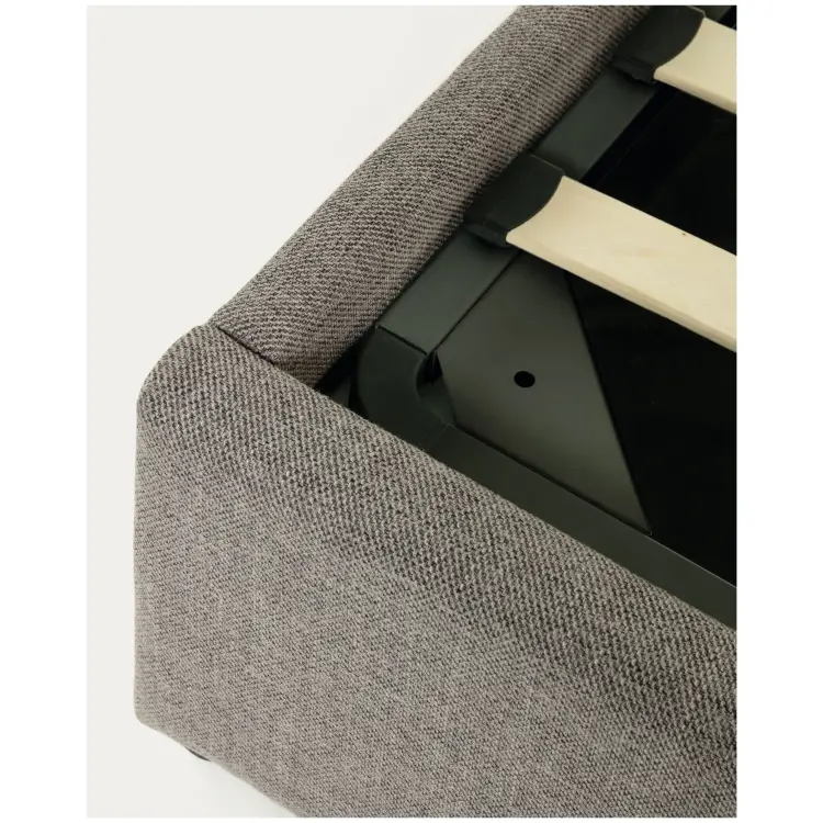 Nahiri Мягкая серая кровать для матраса размером 180 x 200 см