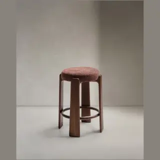 Granite Барный табурет из коричневого шенилла и массива ясеня в отделке орех 75 см