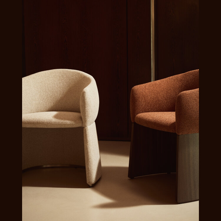 Стул Bosca из терракотовой синели и шпона ореха