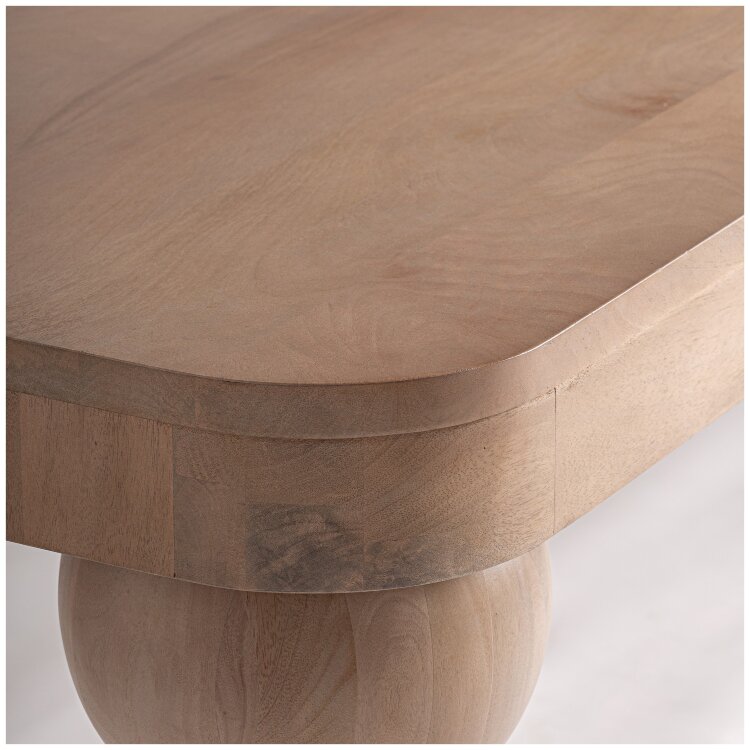 Современный обеденный стол Bocksberg