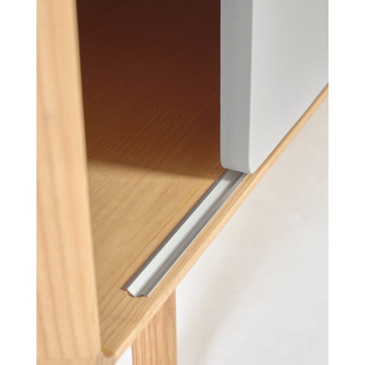 Тумба под ТВ Anielle из массива и шпона ясеня с двумя дверцами 180 x 39 см