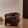 Granite Кресло из коричневого шенилла и массива ясеня в отделке орех