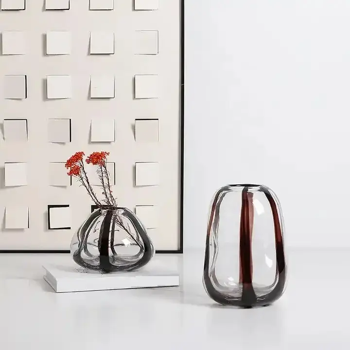 Ваза Black strip vase