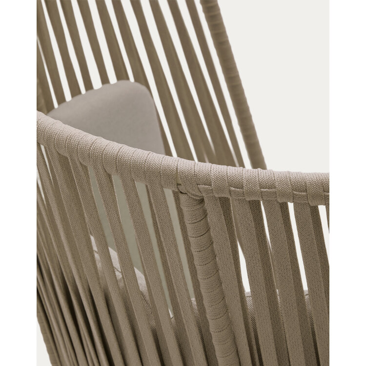 Уличное кресло Saconca с высокой спинкой из бежевой веревки и стали
