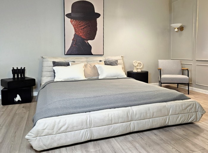 Двуспальная кровать RBD029 New Vintage Ivory leather