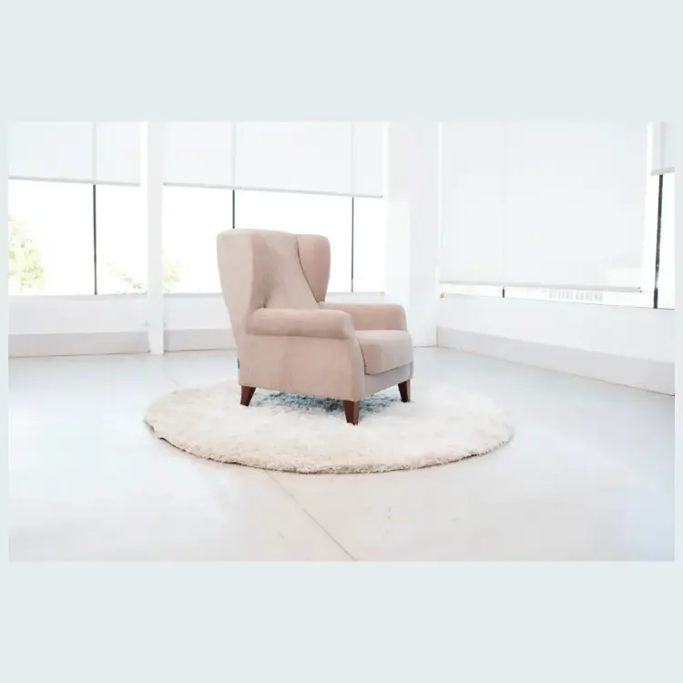 Кресло Oscar на деревянных ножках