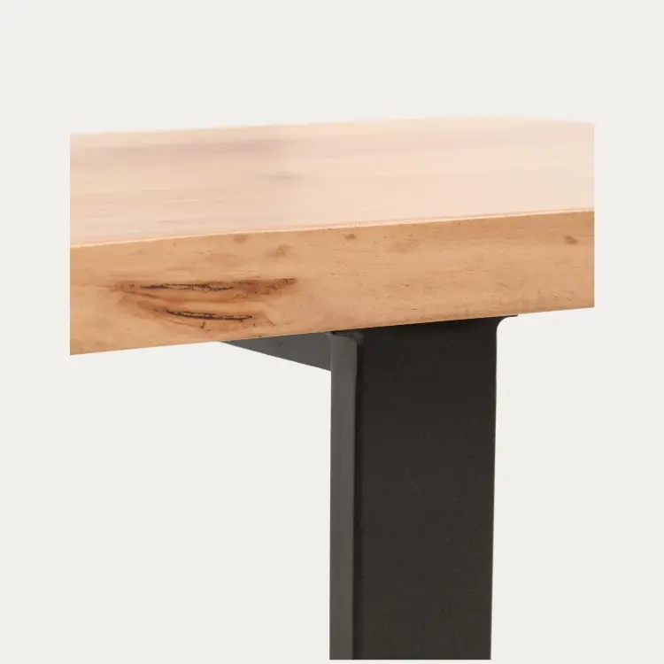 Скамейка Uxue из массива акации с черными стальными ножками, 160 x 45 см