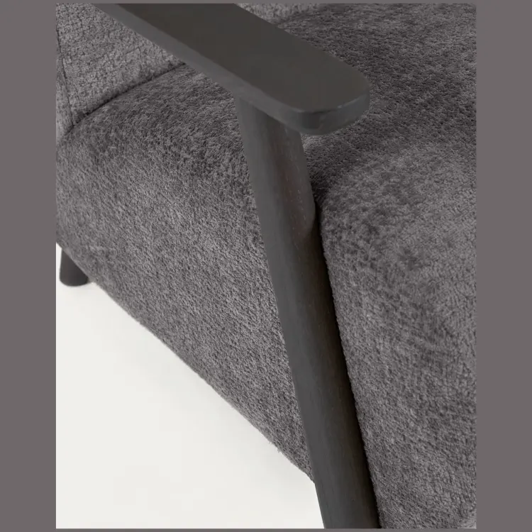 Кресло Marthan из серой синели и дерева с отделкой венге