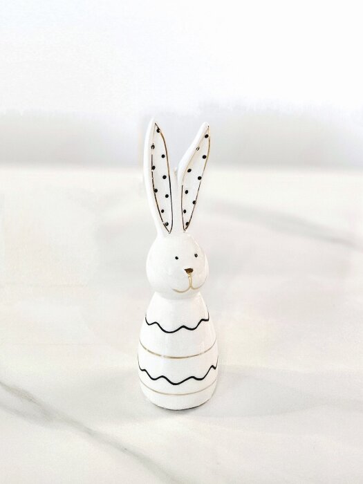 Фигурка Line rabbit