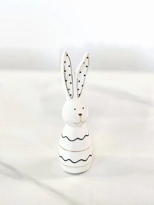 Фигурка Line rabbit