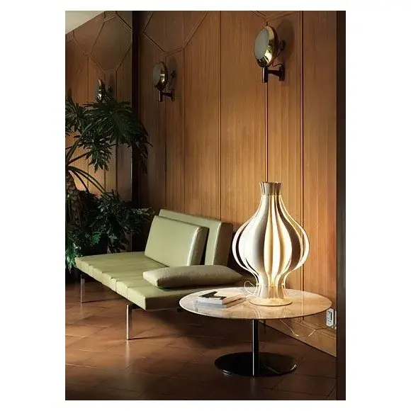 Лампа настольная Onion