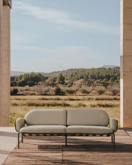 Joncols 3-местный алюминиевый диван зеленого цвета 225 см