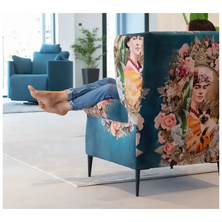 Кресло Oscar на металлических ножках