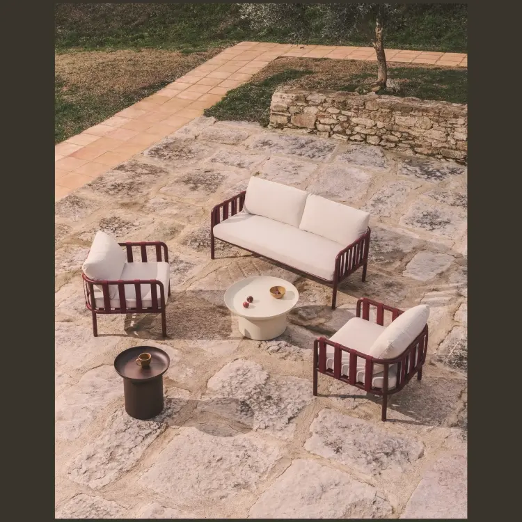 Комплект уличной мебели Omala из бордового алюминия и веревки