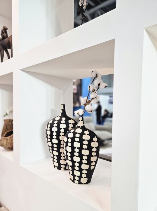 Ваза Black And White Narrow Mouth Vase A