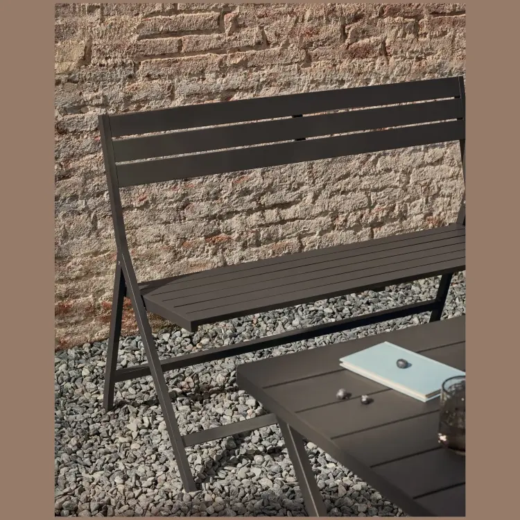 Складная уличная скамейка Torreta из алюминия с черной отделкой