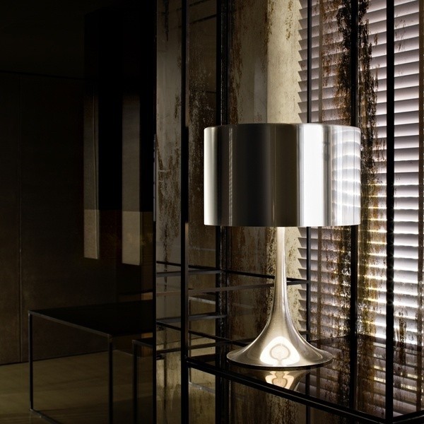 Лампа настольная Spun Light T