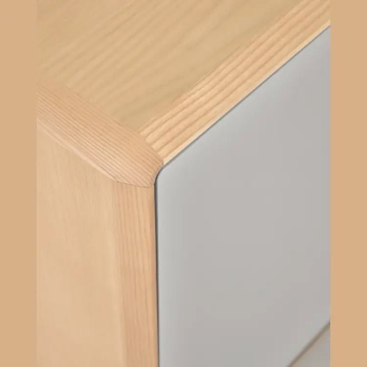 Прикроватная тумбочка Anielle из массива и ясеневого шпона 50 x 58 см