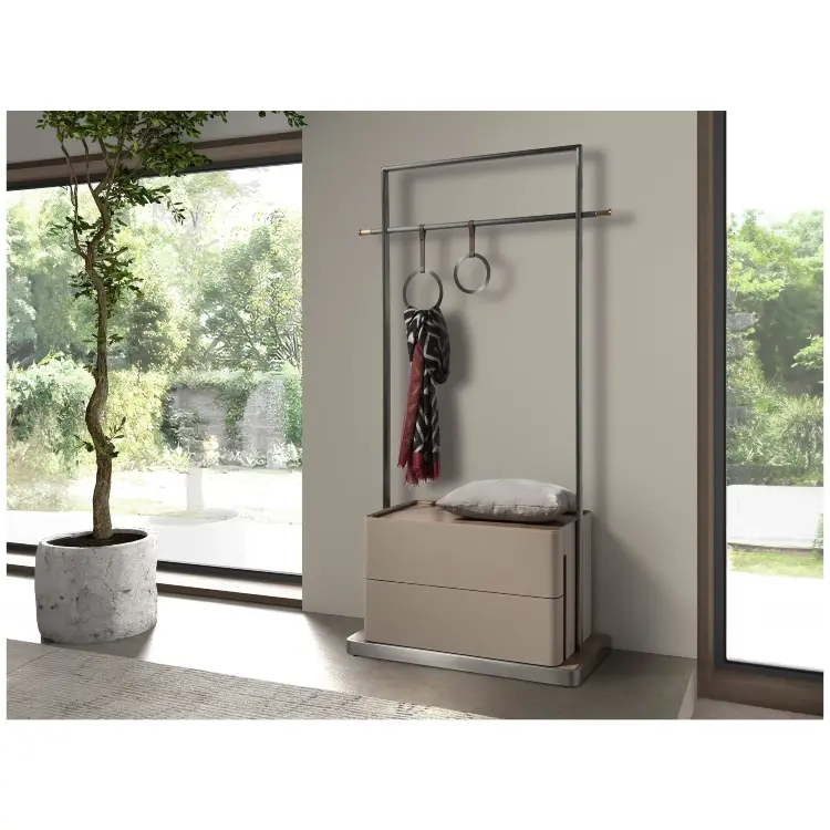 Вешалка для одежды 3282 из кожи, ореха и нержавеющей стали