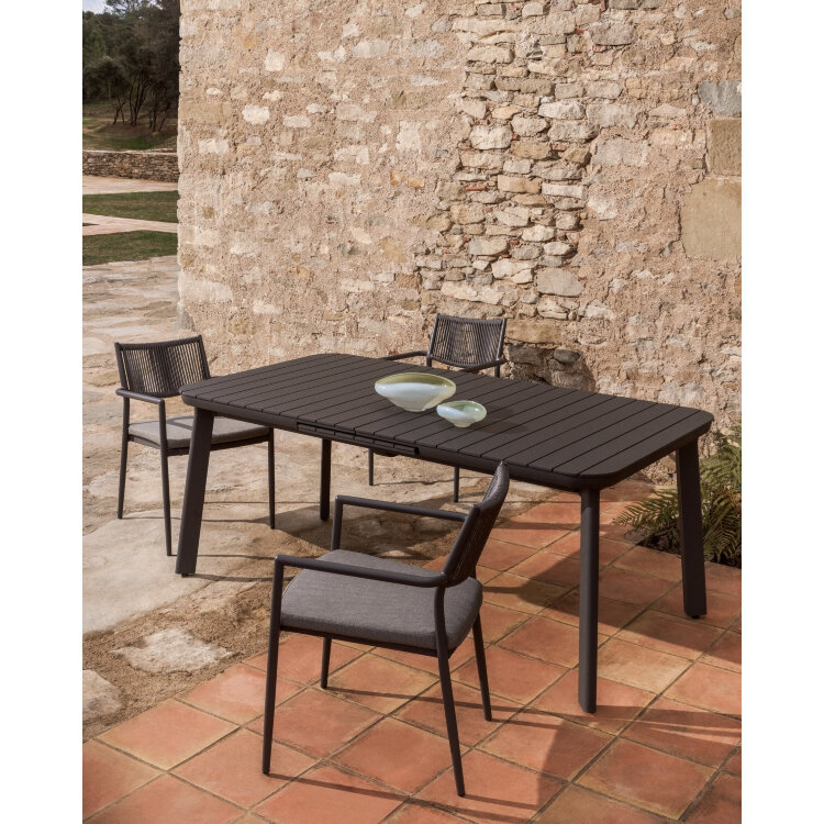 Раздвижной уличный стол Izola из алюминия с графитовой отделкой, 185 (235) x 100 см