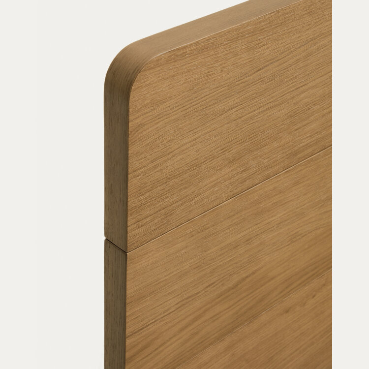 Кровать Arelida из дуба со светло-коричневой отделкой, для матраса 180 x 200 см