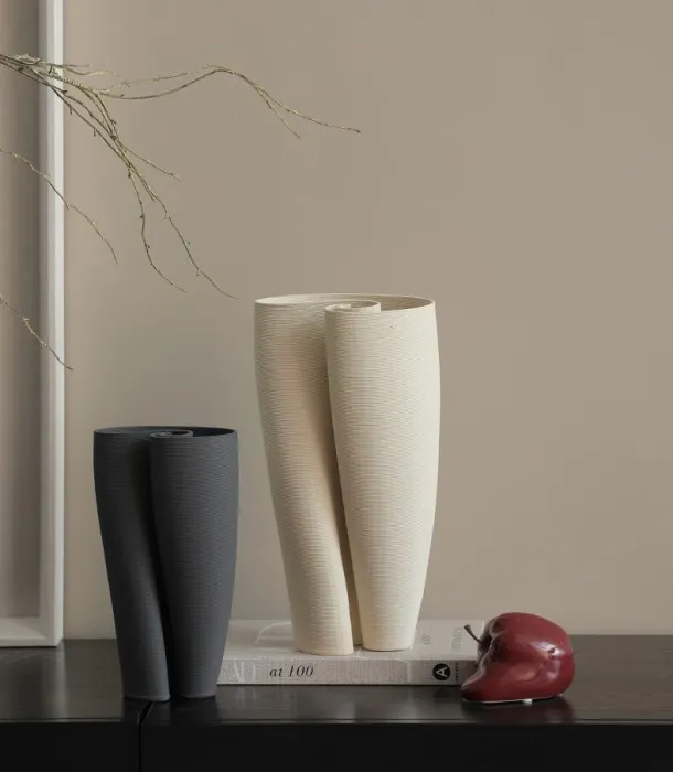 Ваза Threaded Rotating Vase A