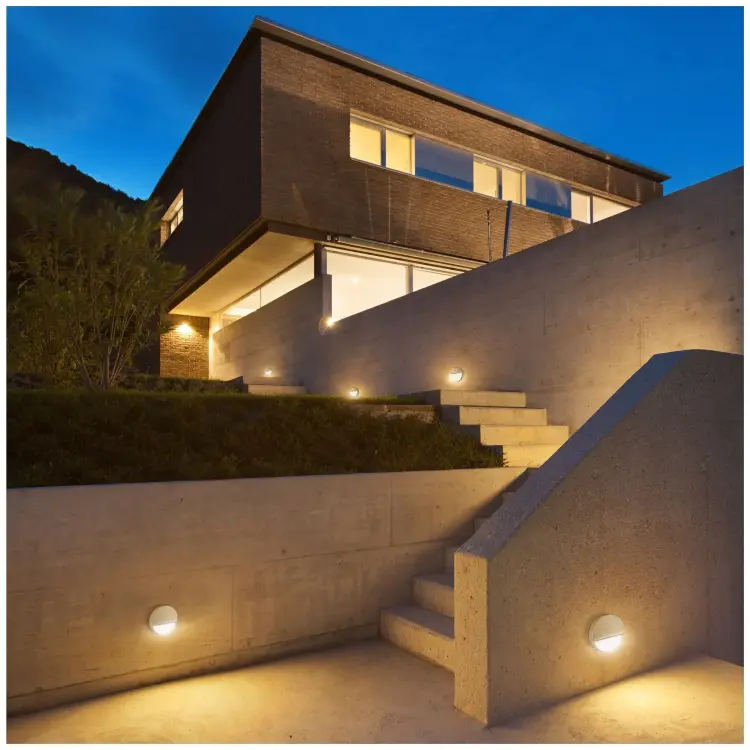 Настенный уличный светильник BAKER 7014