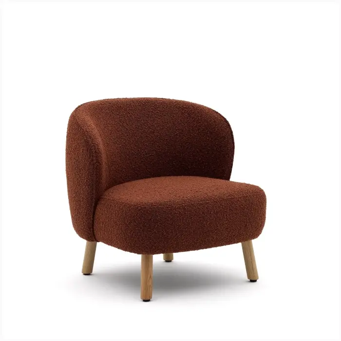 Кресло Ulit из терракотового букле с ножками из бука в натуральной отделке