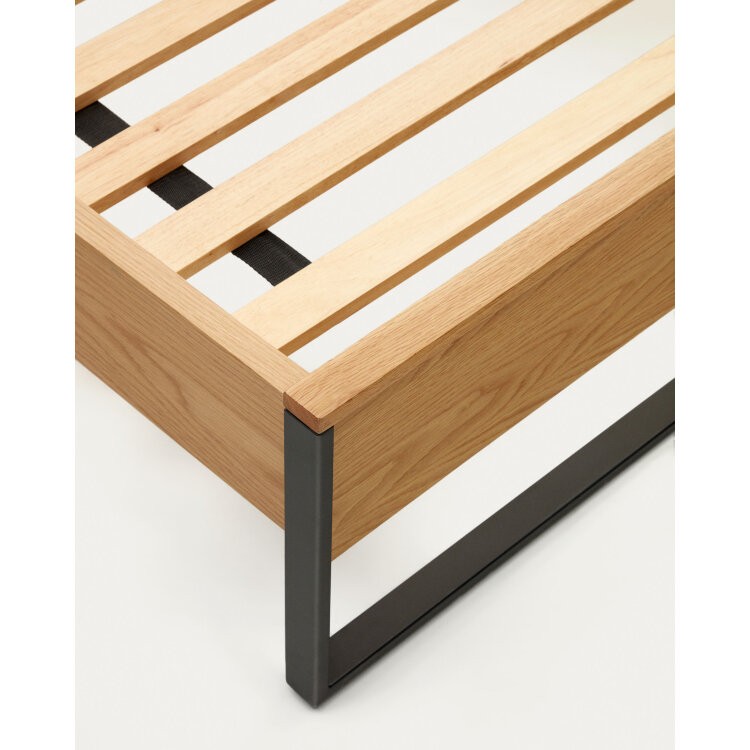 Taiana Кровать из шпона дуба со стальными ножками в черной отделке 90 x 190 см