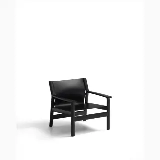 Кресло Jan из переработанной кожи черного цвета и ясеня в черном цвете