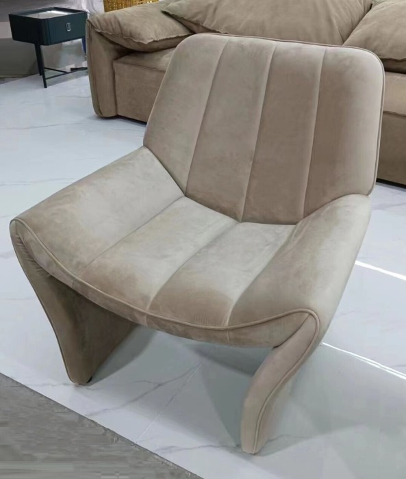 Кресло с оттоманкой Hirundo