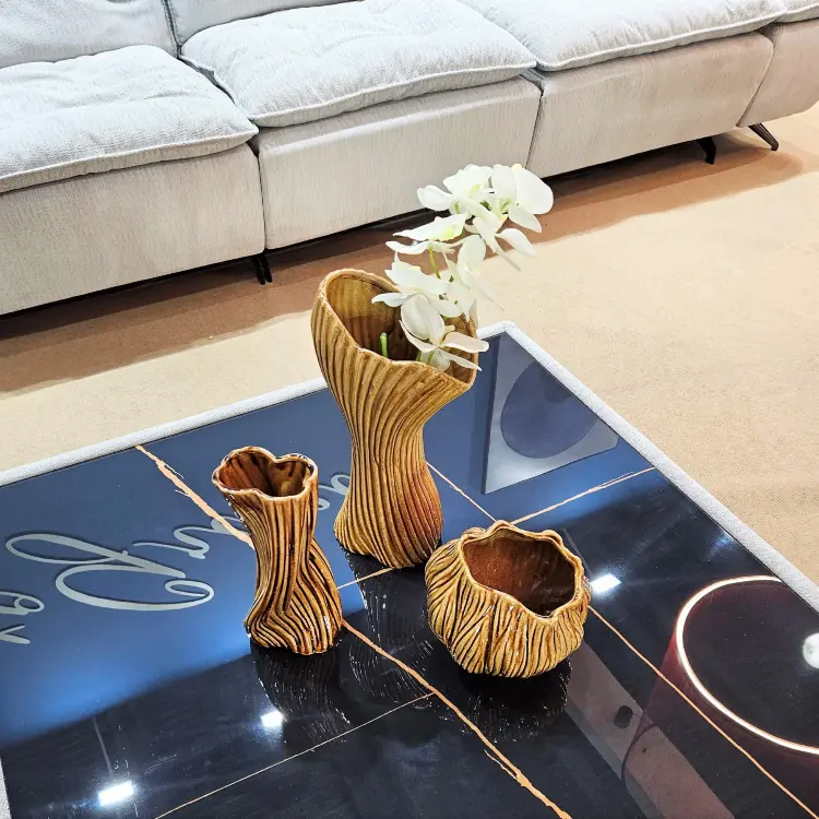 Ваза Elegant vase C