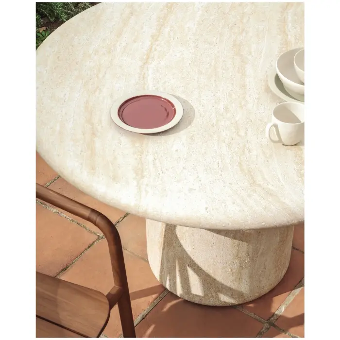 Уличный стол Drasi из бетона с отделкой под травертин, диаметр 122 см