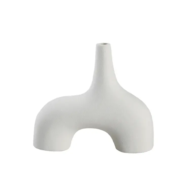 Ваза Narrow mouth wide body vase B