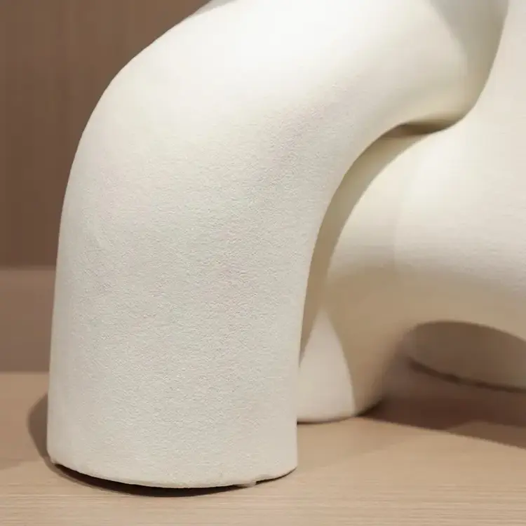 Ваза Narrow mouth wide body vase B