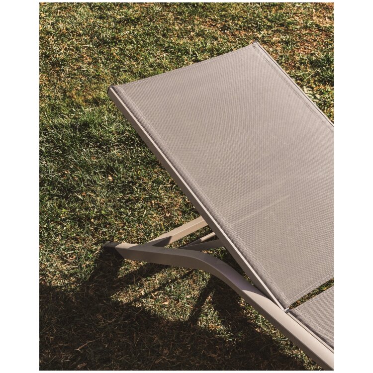 Шезлонг Capraia из бежевого алюминия