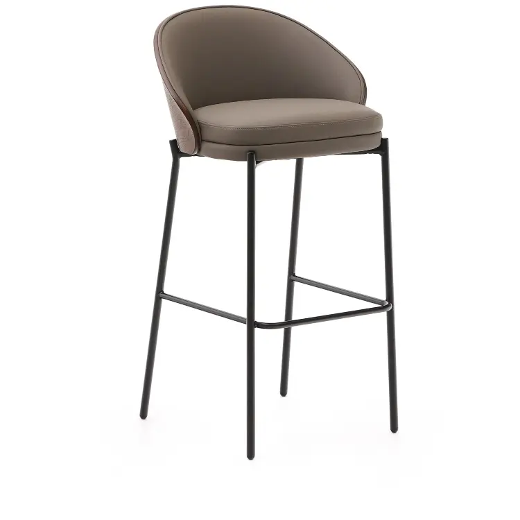Стул барный Eamy из коричневой экокожи, ясеневого шпона с отделкой под орех и черного металла