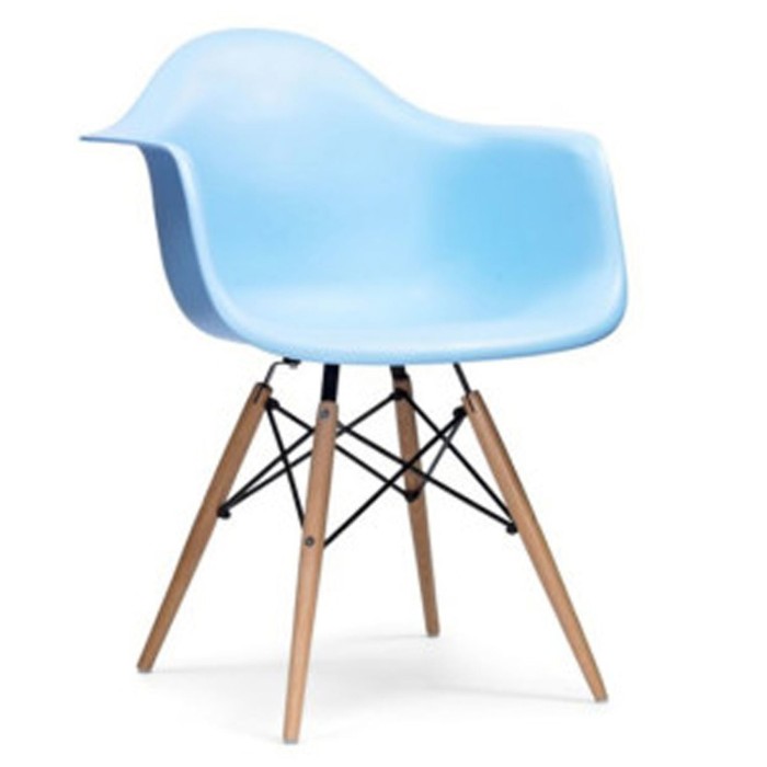 Стул Eames DAW