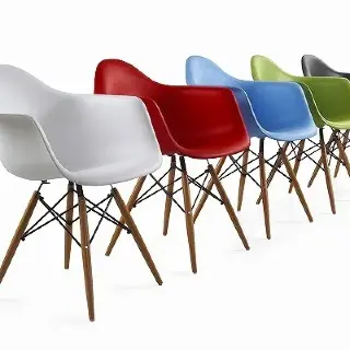 Стул Eames DAW
