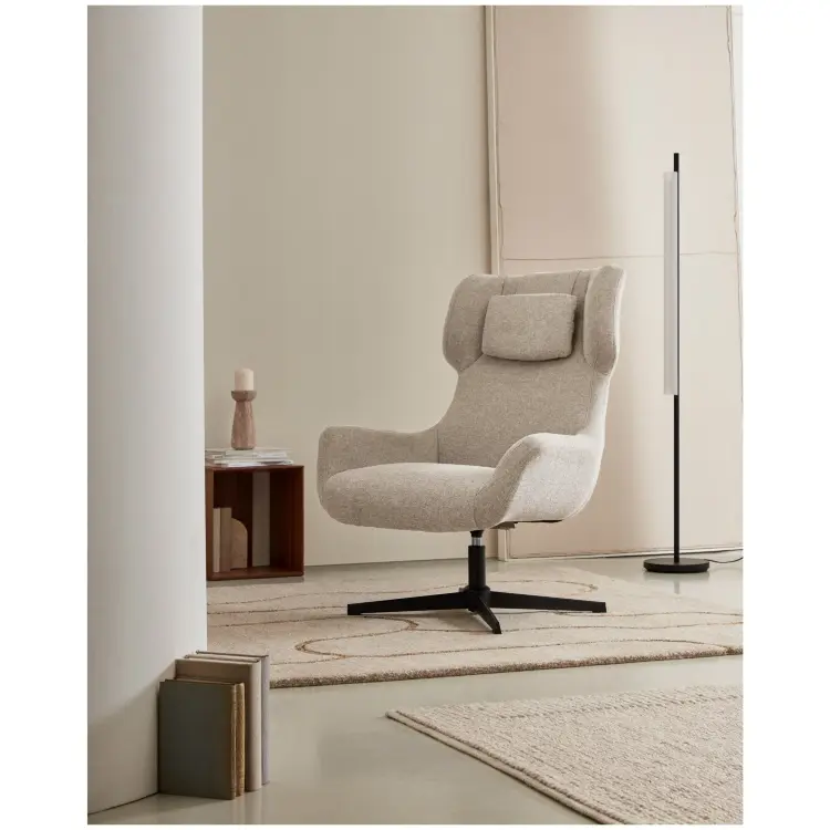 Zalina Вращающееся кресло с подлокотниками из бежевой синели