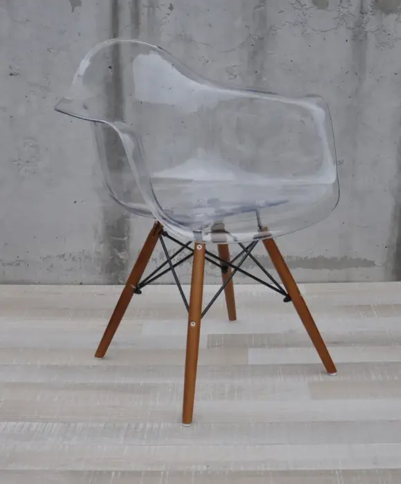Стул Eames DAW TR