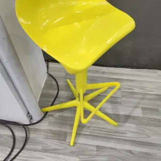 Дизайнерский барный стул Spoon