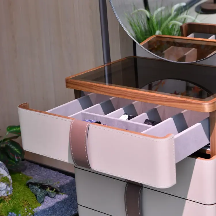 Комод с зеркалом Yang Chest of Drawers