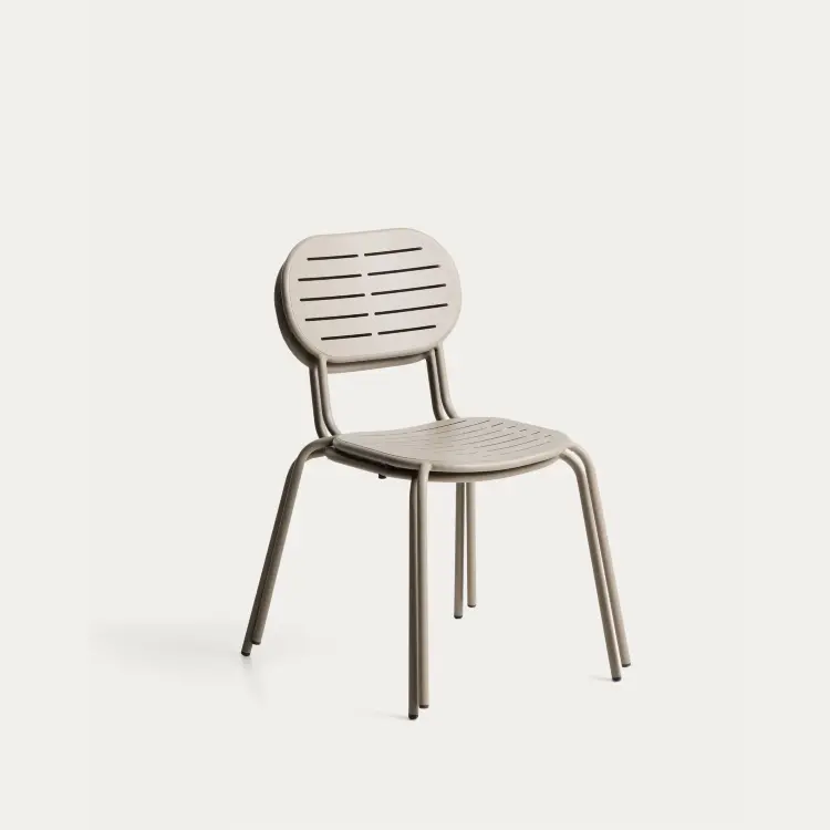 Уличный стул Brai из оцинкованной стали бежевого цвета
