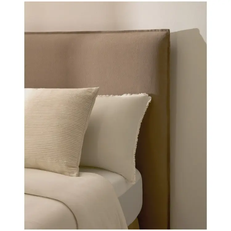 Jaira Кровать коричневого цвета со съемным чехлом для матраса размером 160 х 200