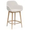 Полубарный стул Konna бежевого цвета с ножками из массива ясеня в светлой отделке, 65 см