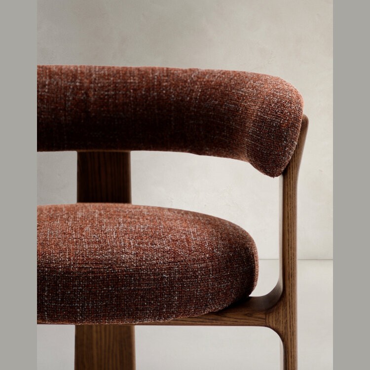 Granite Стул на 3 ножках из коричневого шенилла и массива ясеня в отделке орех